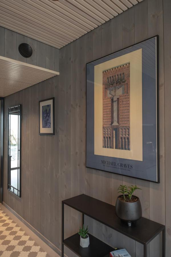 Modern Apartment In Henningsvaer Exterior photo